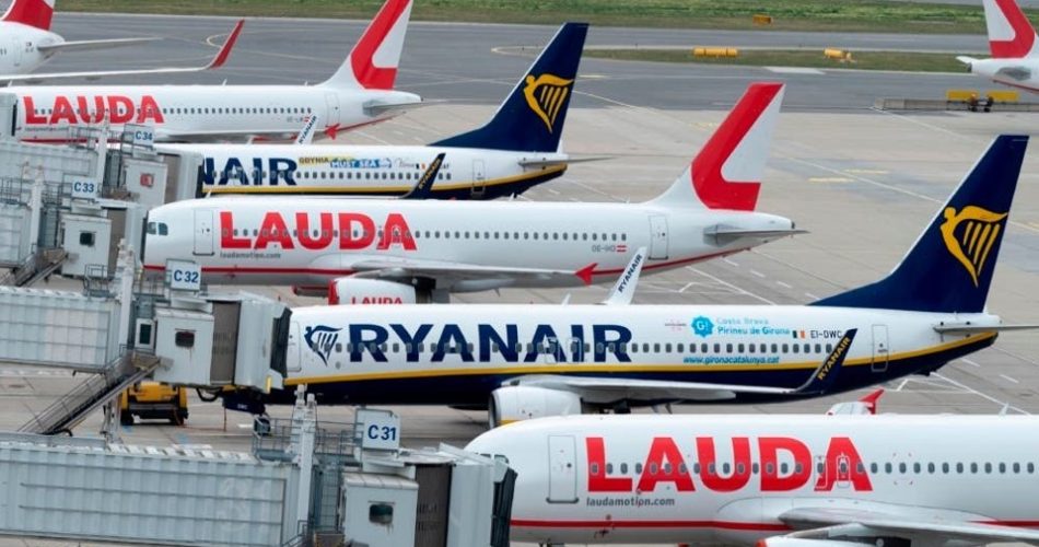 Lauda Air Ryanair Pic