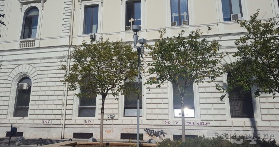 nuova illuminazione piazza cesare battisti 2