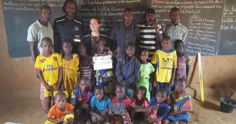 Salam Taranto apre scuola in villaggio Mali (credits Ansa)