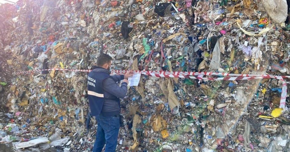 PHOTO-2021-12-10-13-09-03