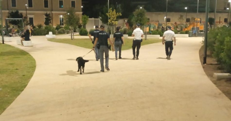 Controlli polizia parco rossani