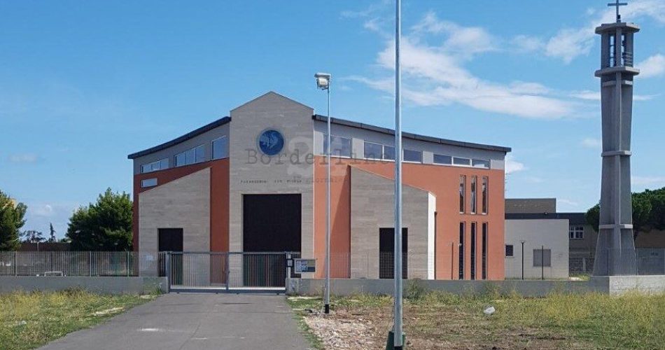 Pali dell'illuminazione pubblica