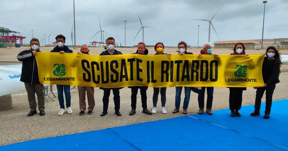 Parco eolico Taranto inaugurazione