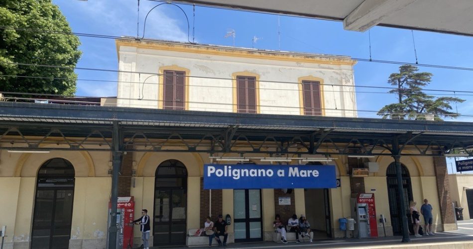 stazione Polignano a Mare