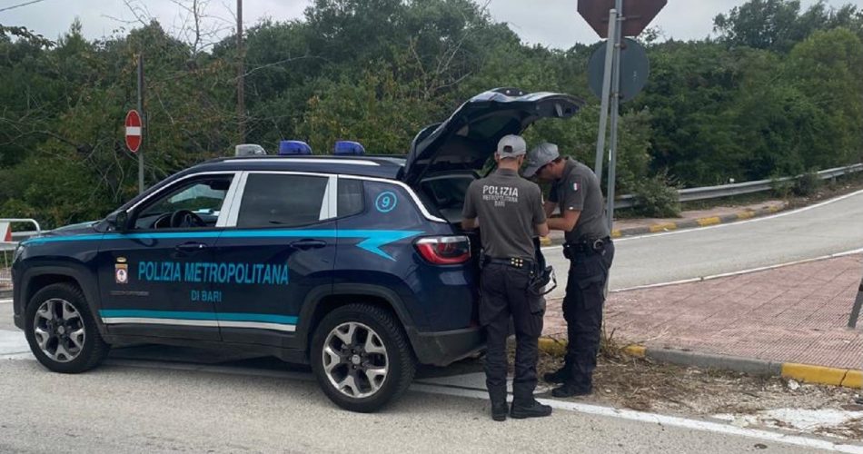 Polizia metropolitana - controlli (1)