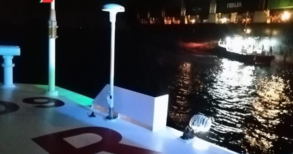 nave cerus incendio