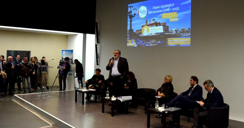 Puglia Presidente Emiliano Assessore Capone Commissario Verri