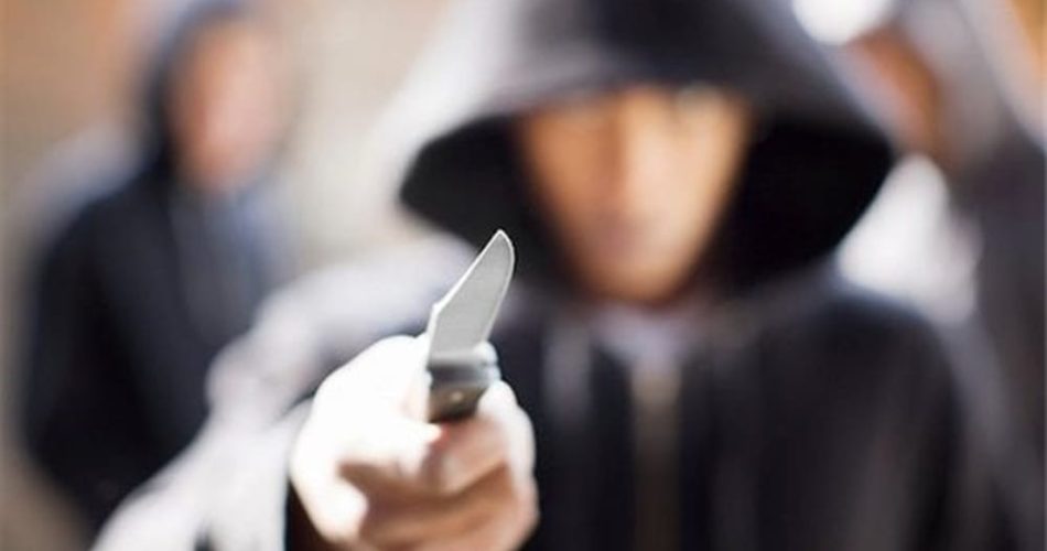 RAPINA-CON-COLTELLO-2