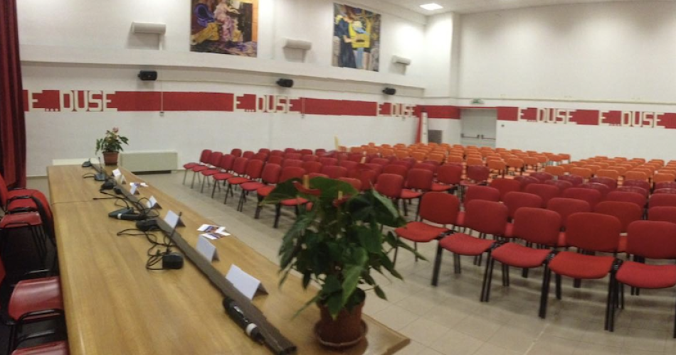 scuola Duse auditorium