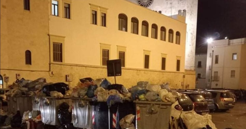 rifiuti bari vecchia