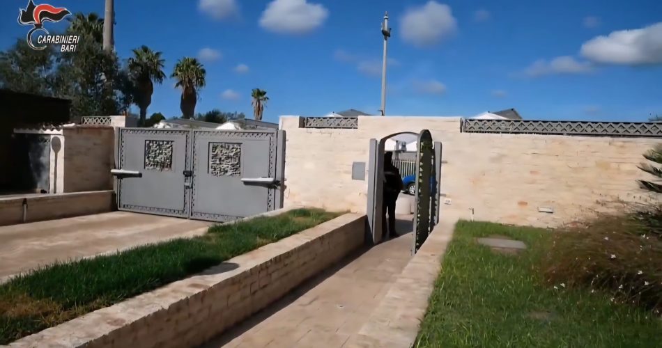 Screenshot_20250918_073123_VLC