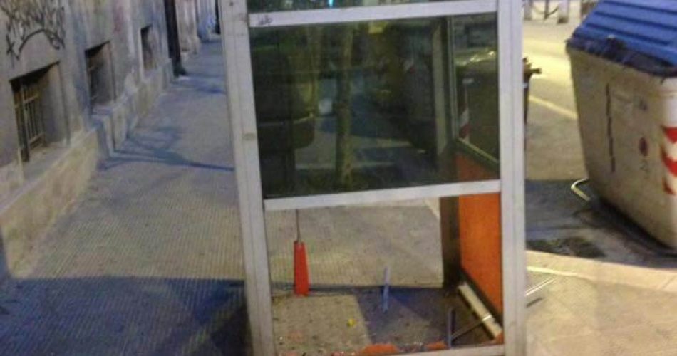 La cabina fatta esplodere con un petardo a Madonnella