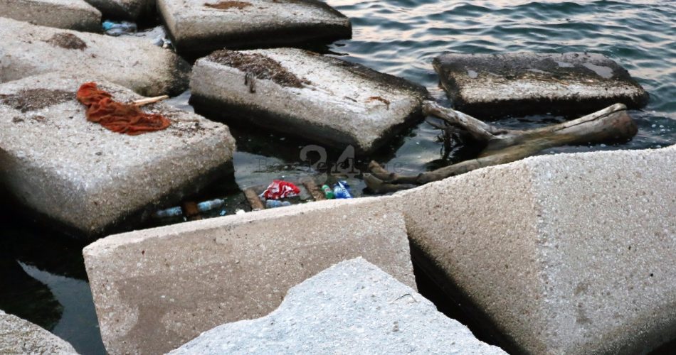 rifiuti mare
