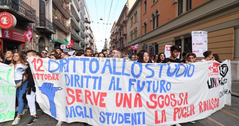 studenti protesta