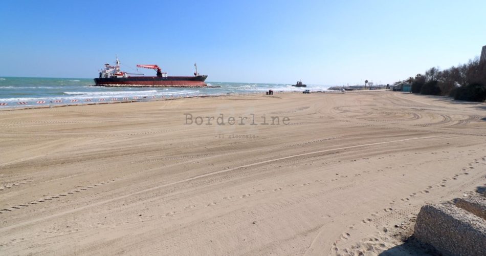 mercantile spiaggia chiusa