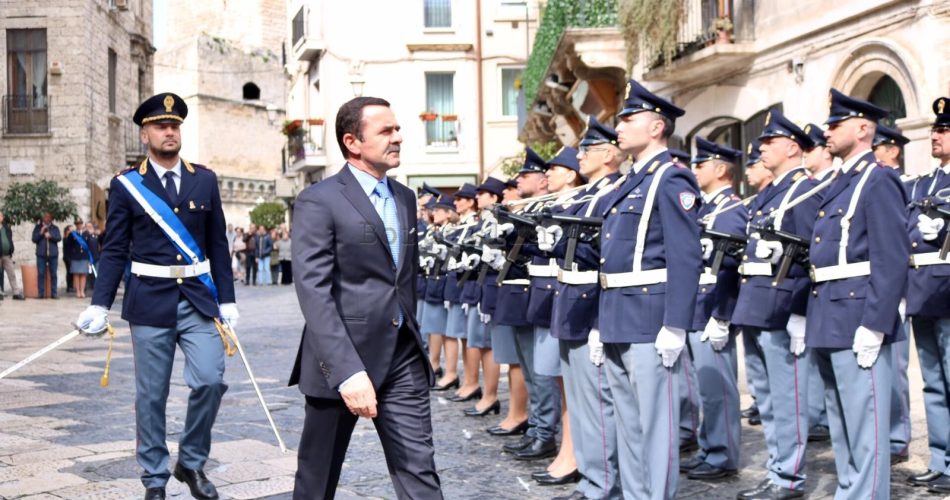 questore festa polizia
