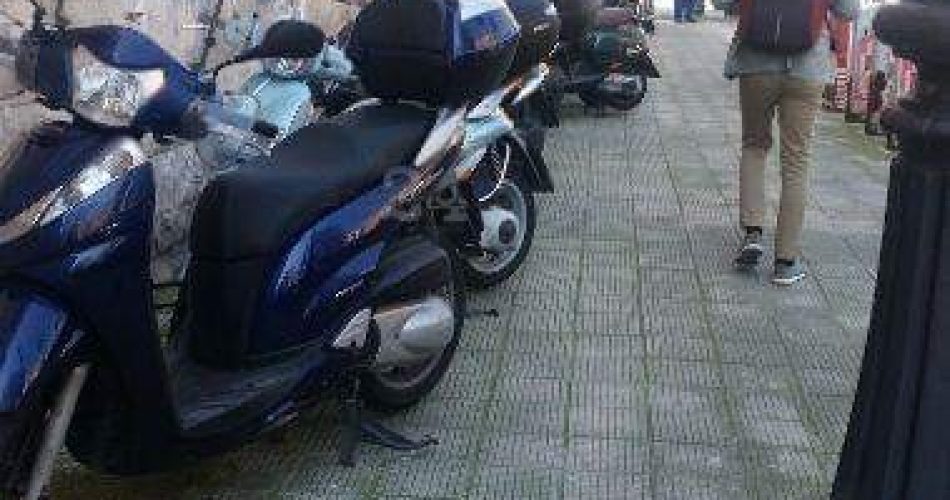 parcheggio selvaggio tribunale