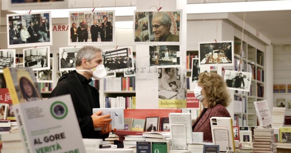 libreria coronavirus carofiglio