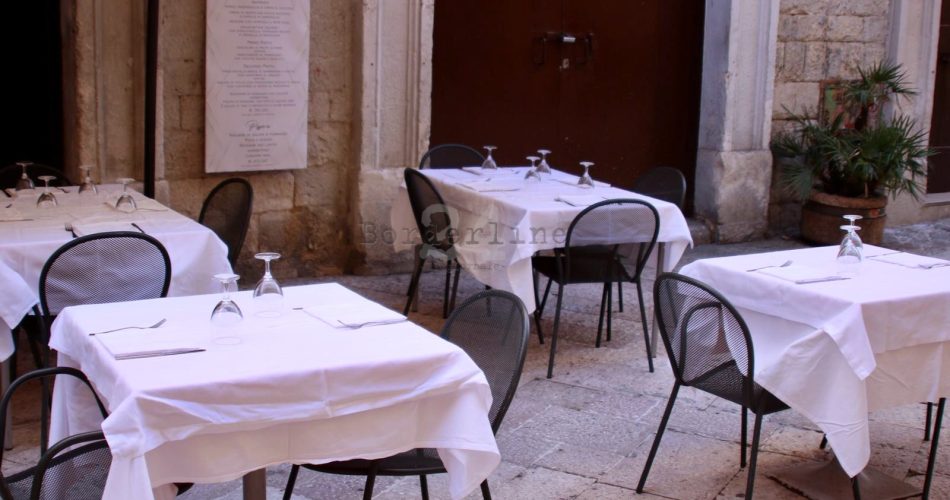 tavolini tavoli