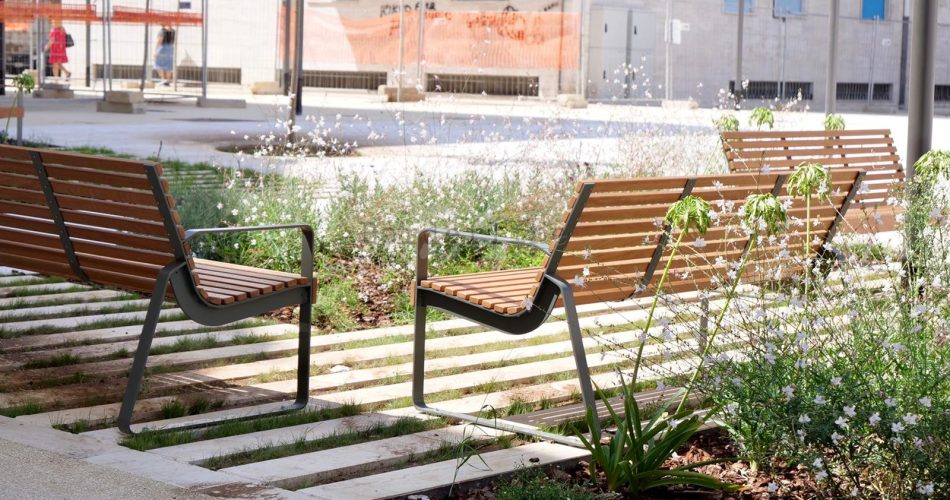 panchine piazza disfida