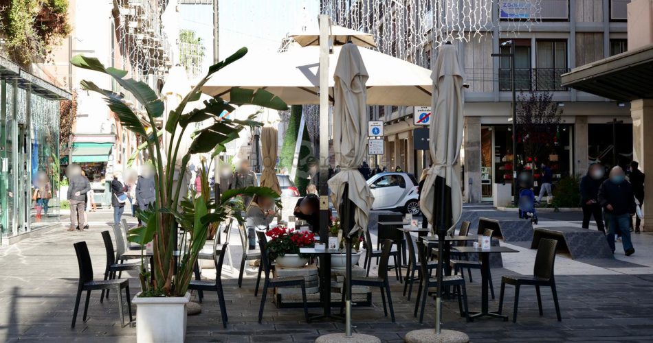 natale via sparano bar