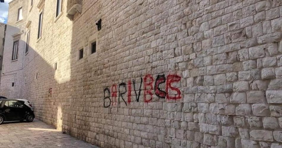 Foto Facebook Retake Bari