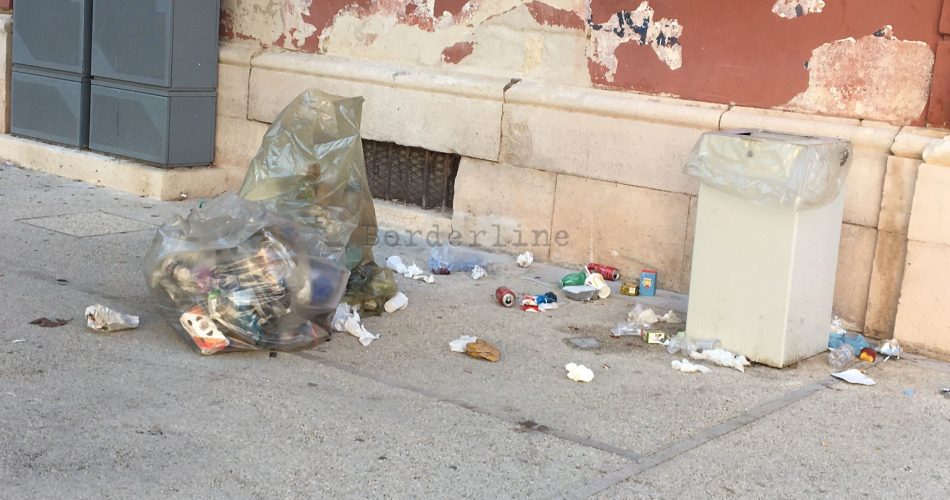 degrado piazza redentore