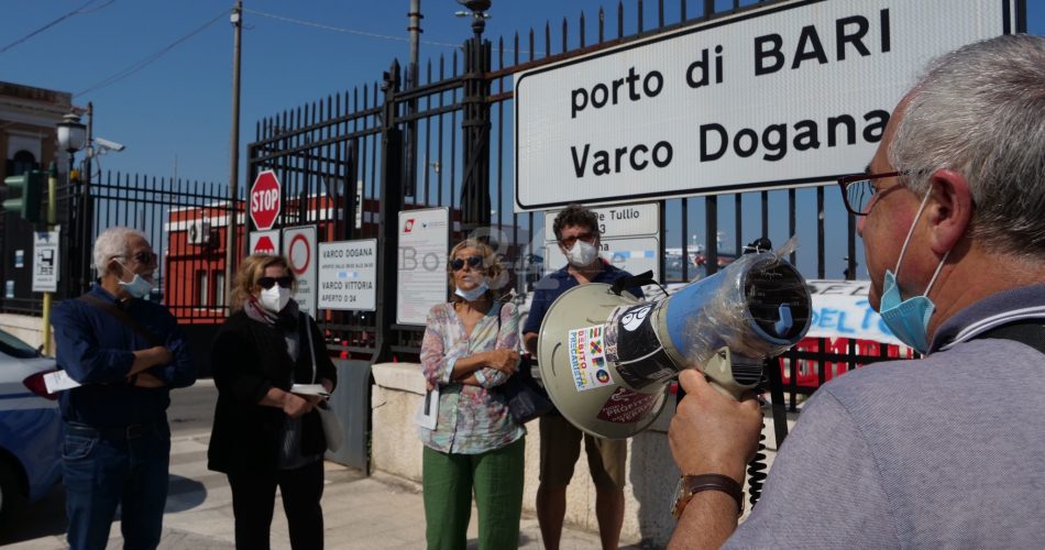 bari protesta porto
