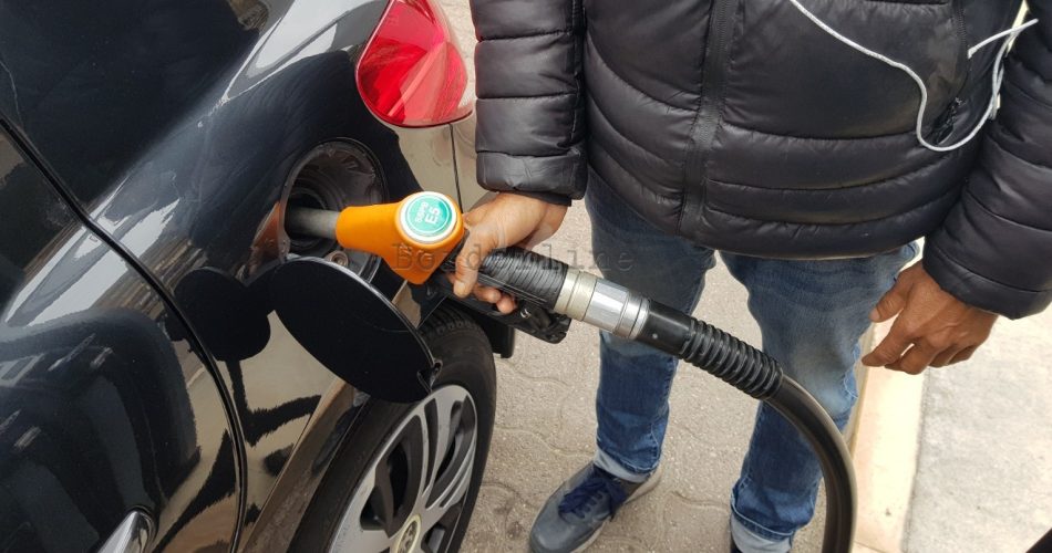 benzina migranti