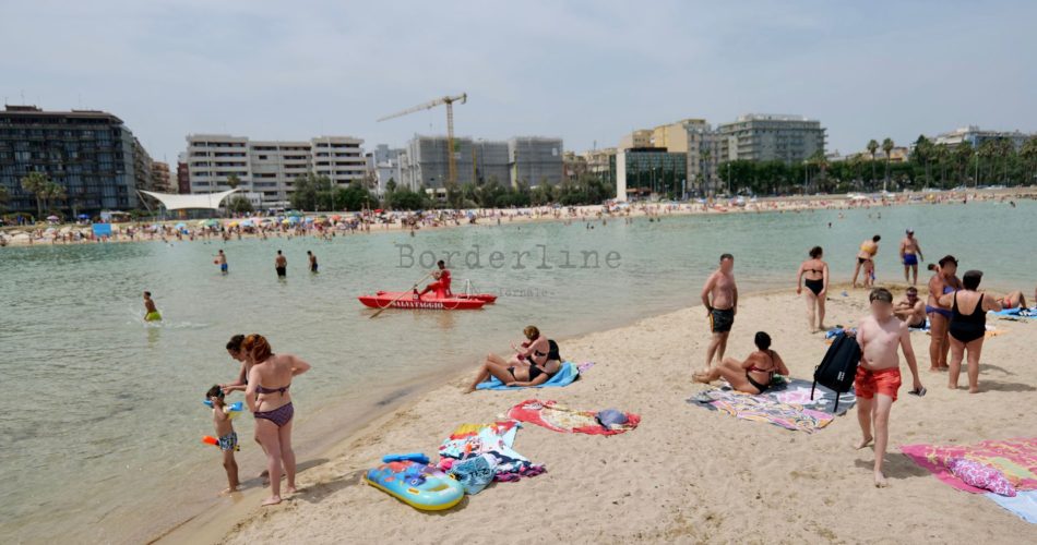 spiaggia pane e pomodoro