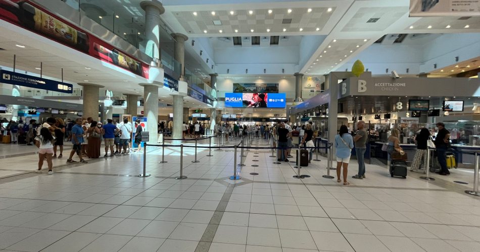 aeroporto bari