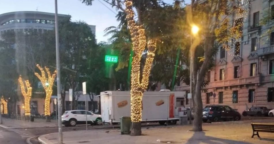 luci accese piazzadiaz luci accese piazzadiaz