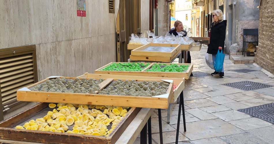 orecchiette bari vecchia