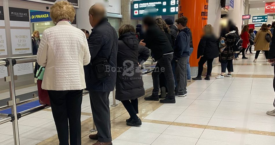 aeroporto turismo turisti