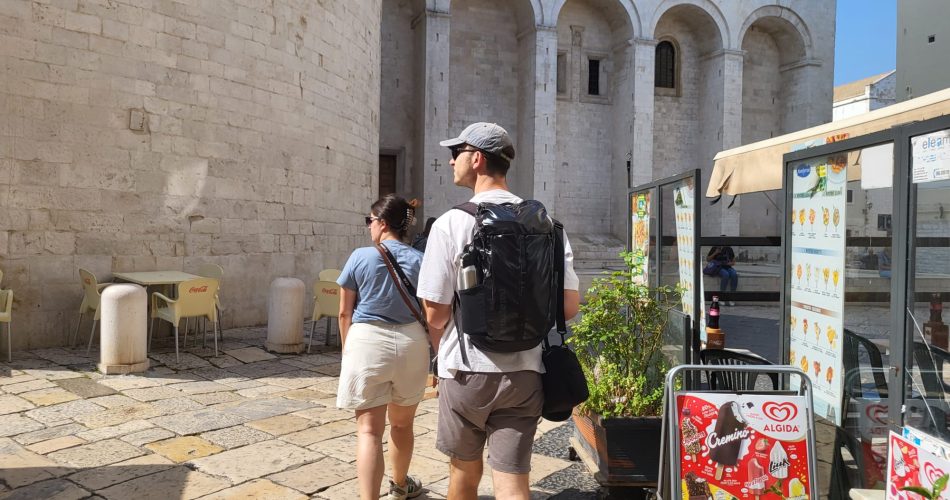 turisti bari vecchia