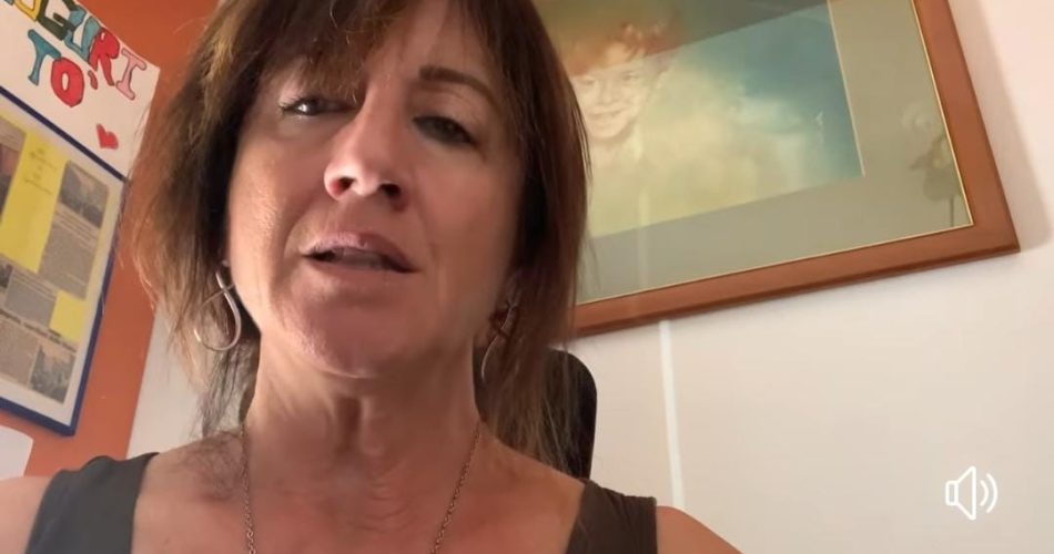 Foto screen video Facebook