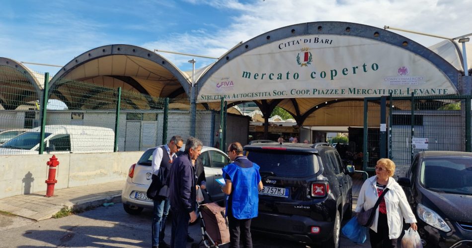 mercato via mazzini