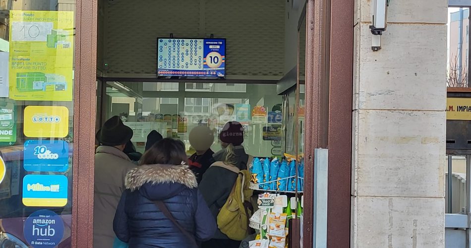 tabacchi lotto superenalotto scommesse