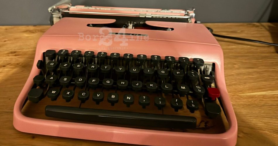 antica macchina da scrivere