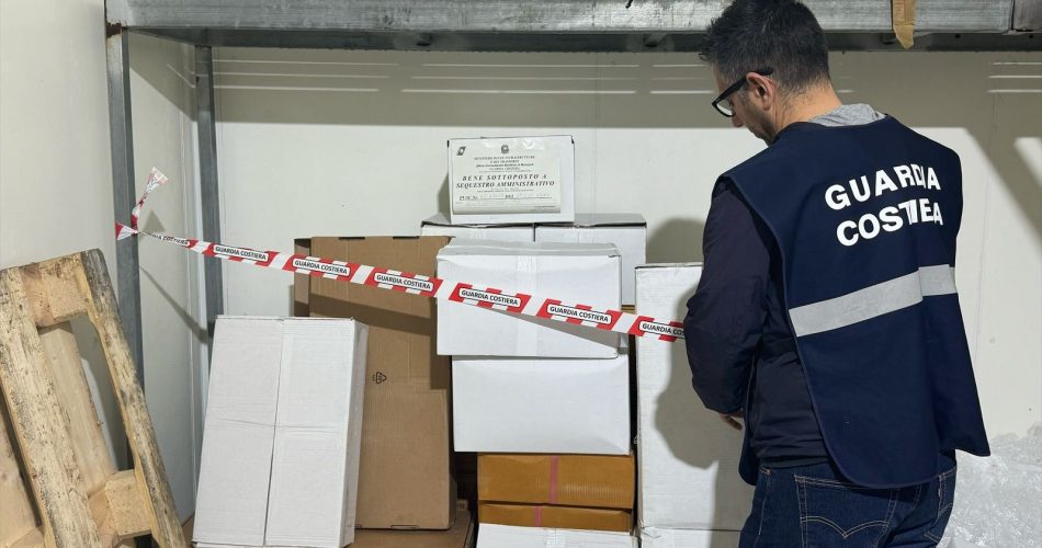 sequestro prodotti ittici guardia costiera