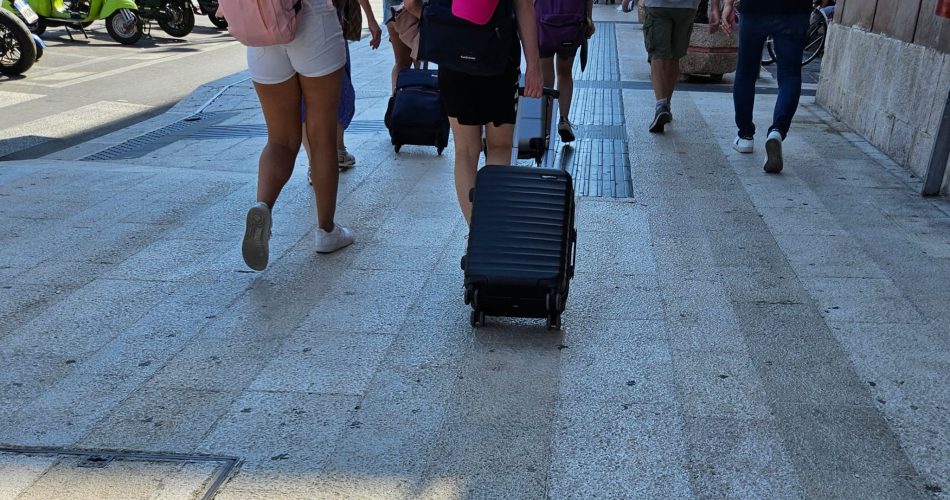 TURISTI