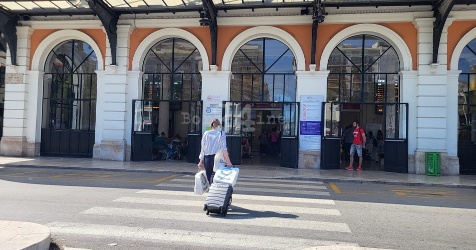 stazione turisti