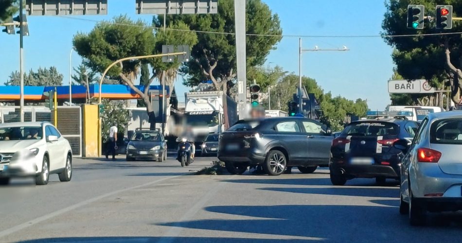 incidente via Napoli