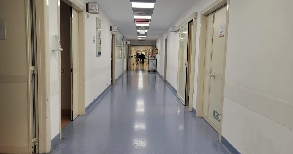 Ospedale corsia Policlinico