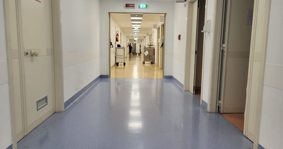 Ospedale corsia Policlinico Ospedale corsia Policlinico
