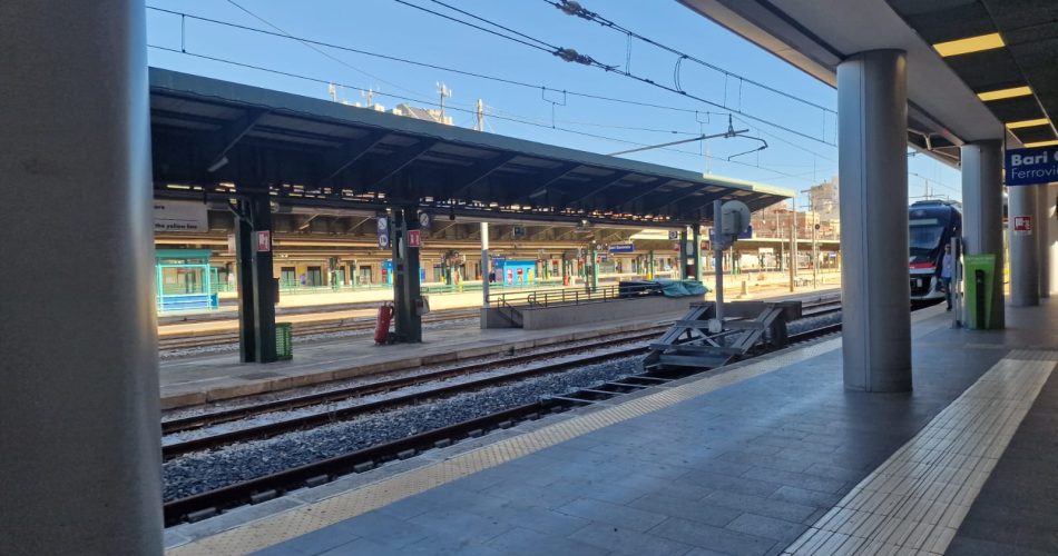 stazione treni bari centrale