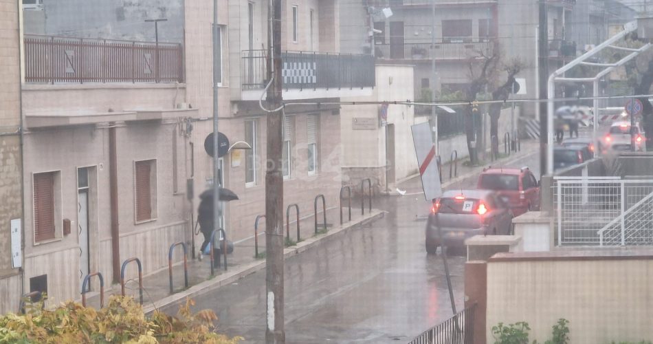 Maltempo pioggia Palese