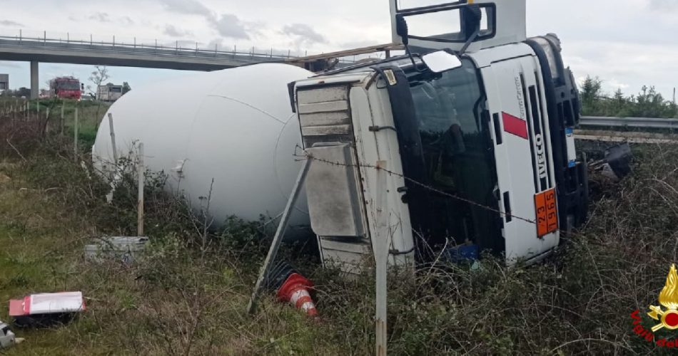 WhatsApp Image 2026-02-20 at 19.00.10 (1)