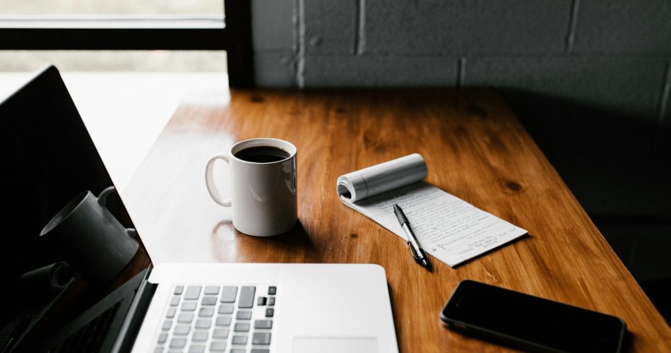 andrew-neel-cckf4TsHAuw-unsplash