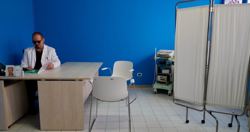 apertura consultorio san pio (2)